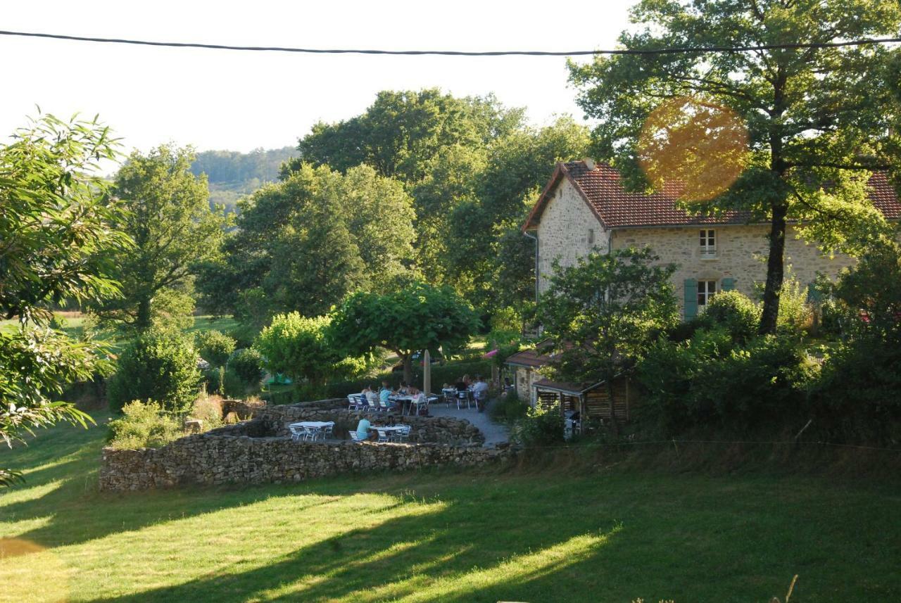 Domaine Les Teuilleres Bed & Breakfast Lacam-dʼOurcet Exterior foto
