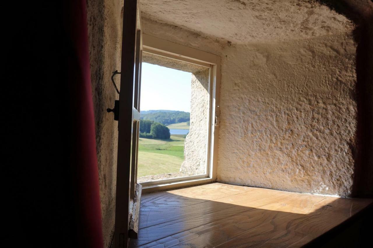 Domaine Les Teuilleres Bed & Breakfast Lacam-dʼOurcet Exterior foto